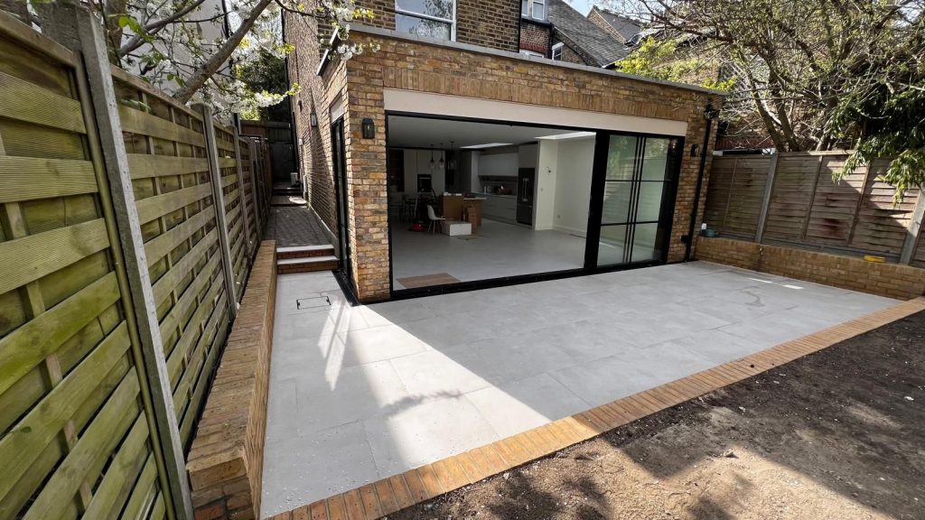 Full refurbished L shaped - extension SW18