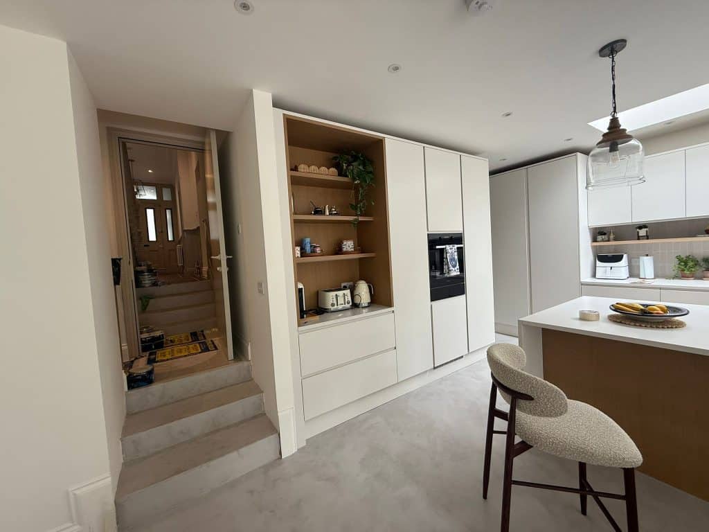 Full refurbished L shaped - extension SW18