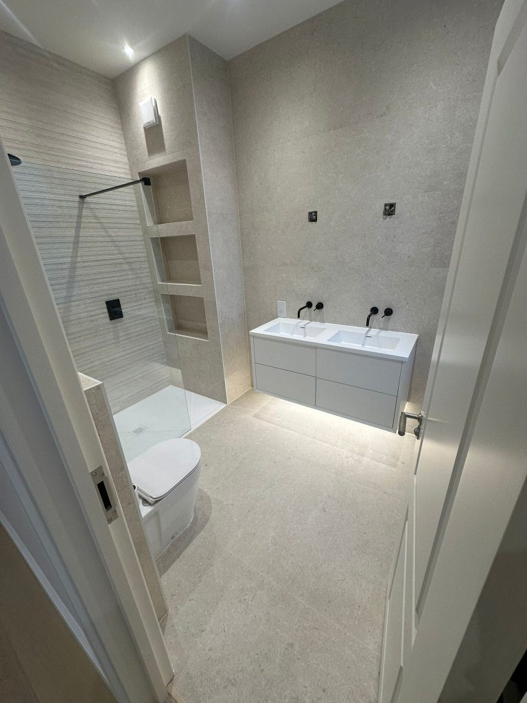 Full refurbished L shaped - extension SW18