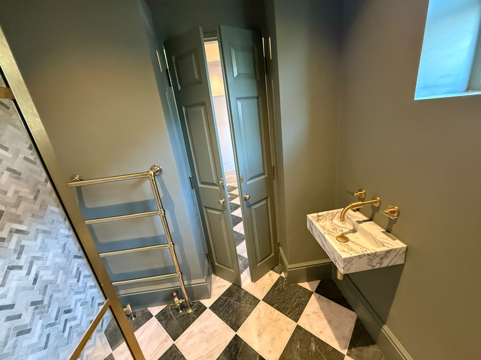 Ascot SL5 Full Refurbished House