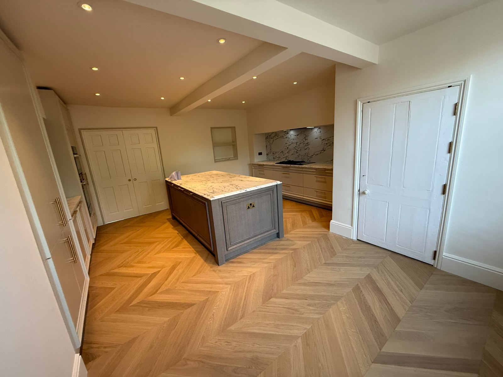 Ascot SL5 Full Refurbished House